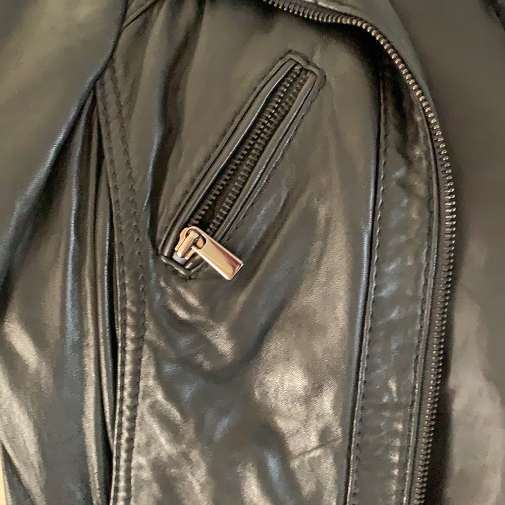 Avanti leather jacket. Elegant and gorgeous - Picture 2 of 7
